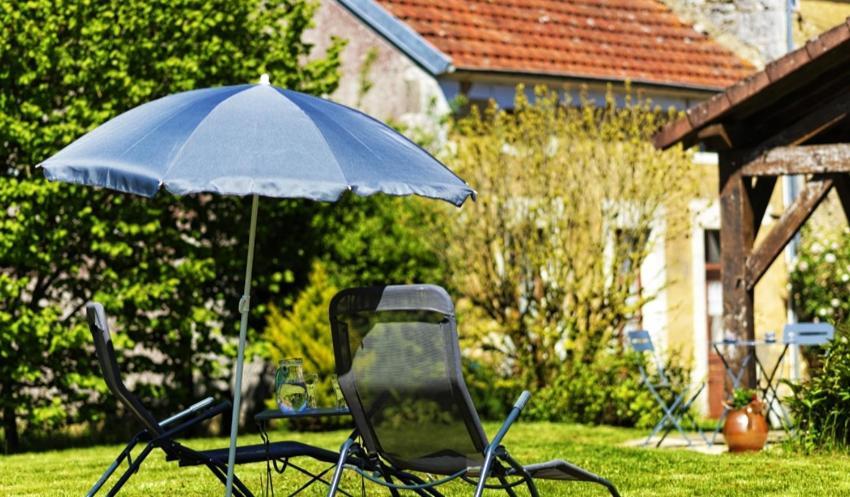 La Garconniere Villa Treigny Exteriör bild